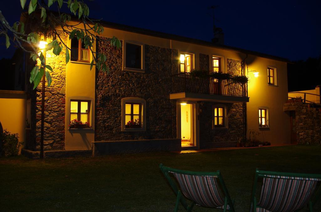 Il Girasole Bed & Breakfast Фосдиново Екстериор снимка